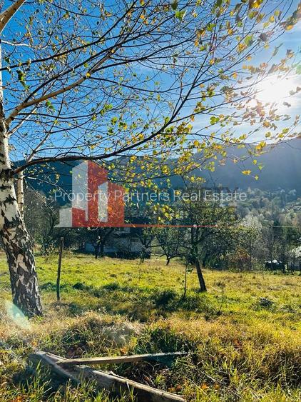 Teren Bran / Predelut cu priveliste 1840mp - 9