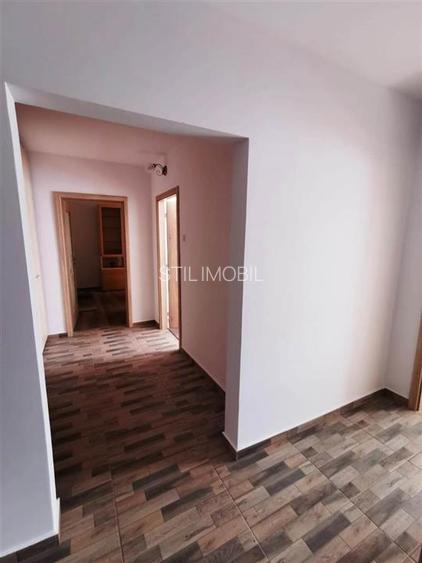 Apartament 2 camere recent renovat Alexandru cel Bun 399 euro - 11