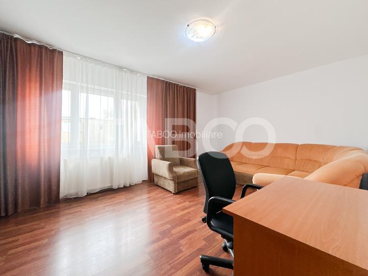 Apartament cu 2 camere decomandate de vanzare in cartierul Zorilor - 2
