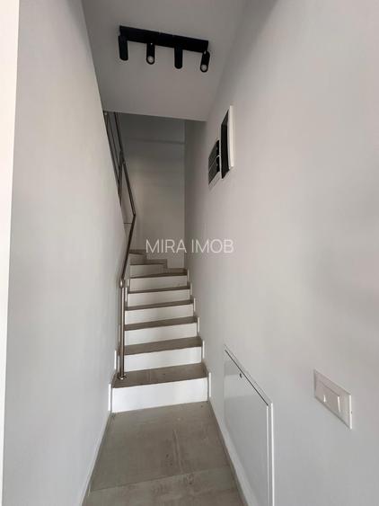 Apartament spațios cu 4 camere, dispus pe două niveluri, în Cartierul Latin - 16
