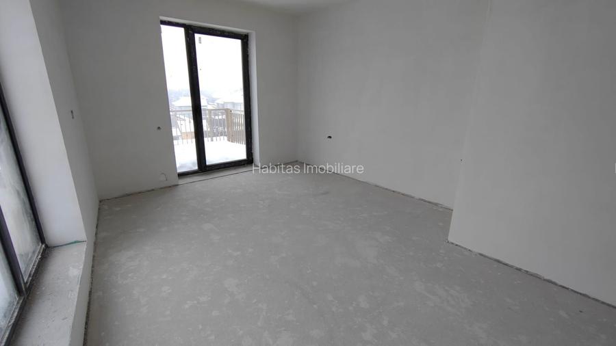 Bloc nou, S+P+5E, cu 19 apartamente, cu 1,2 si 3 camere,  zona Central - 28