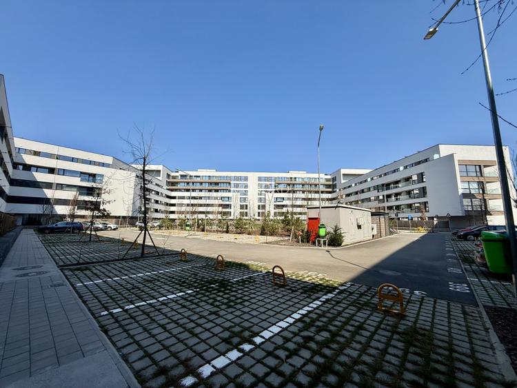 Apartament cu piscina si gradina proprie, nou, la prima inchiriere - 15