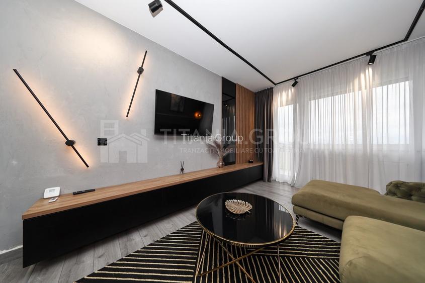 Apartament cu 3 camere, 2 bai, mobilat lux , parcare - zona Coresi - 10