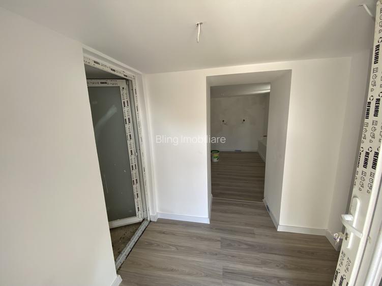 Casa finisata de vanzare , 1,5 km de Salicea - 9