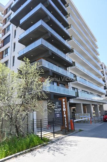 Vand Studio si Parcare in Mamaia Nord, cu vedere la mare si promenada ! - 3