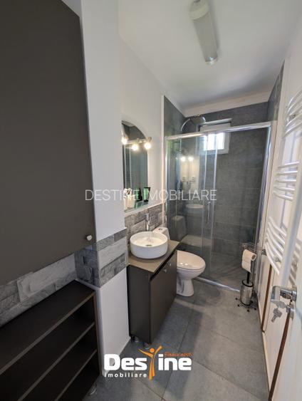 Apartament central cu 2 camere de 41 mp la etajul 2, baie cu geam, pe str. Arcu - 10