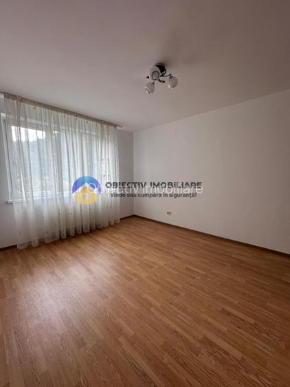 Apartament 2 camere - zona centrala Piatra Neamt - 2