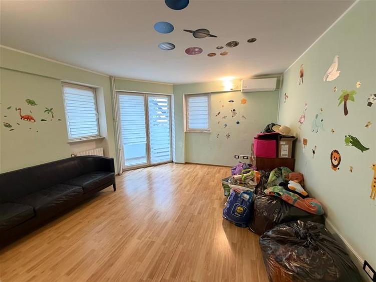 Apartament 4 camere transformat in 3, etaj 1, 100mp, Pictor Grigorescu