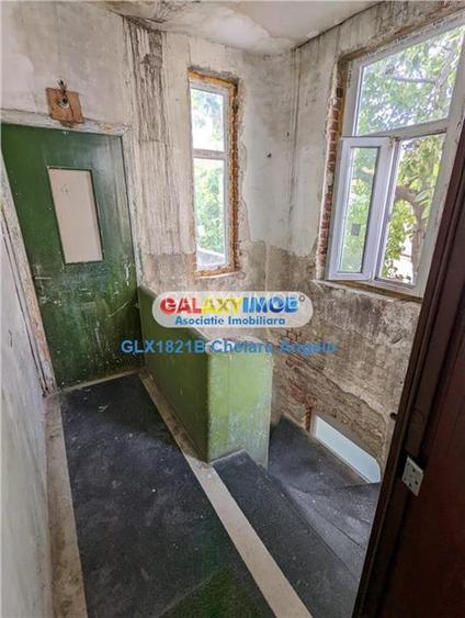 Nerva Traian, 1 apartament si 2 gars. in vila, SU 133 mp, teren 156 mp - 14