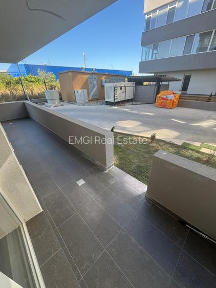 Afacere la cheie | Salon Manichiură | Drumul Osiei Rotar Park 2 - 11