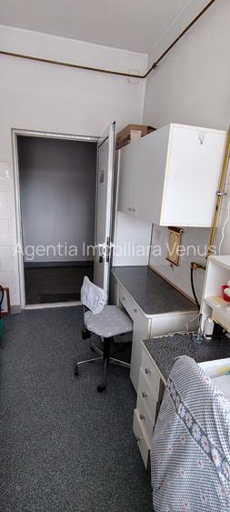 Spatiu amenajat cabinet - 2