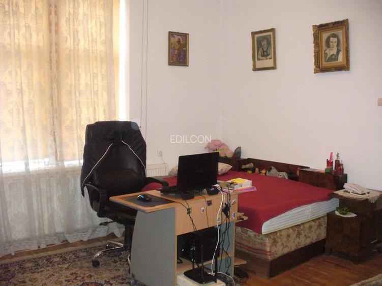 Apartament la casa zona centrala - 4