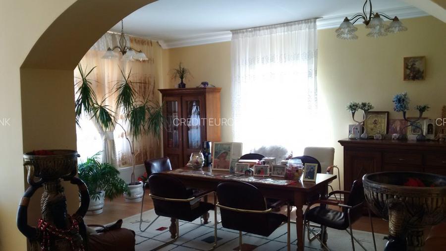 Casă individuală cu 7 camere în Brazi - 4