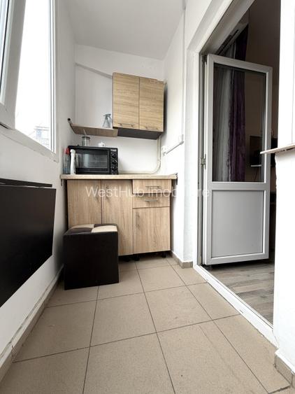 Garsonieră 21mp, etaj 1, renovata complet, balcon cu bucătărie-Buziasului - 5