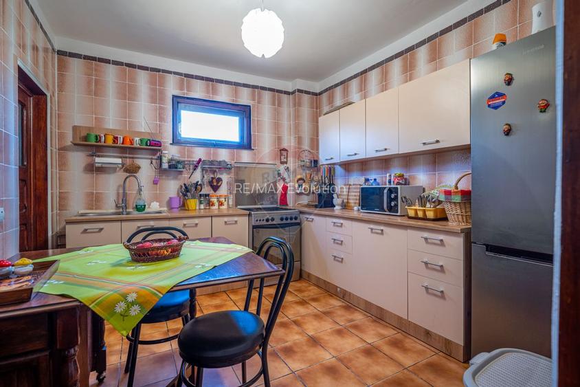 Casă 5 camere + demisol, teren 1560 mp / Filipestii de Padure - 9