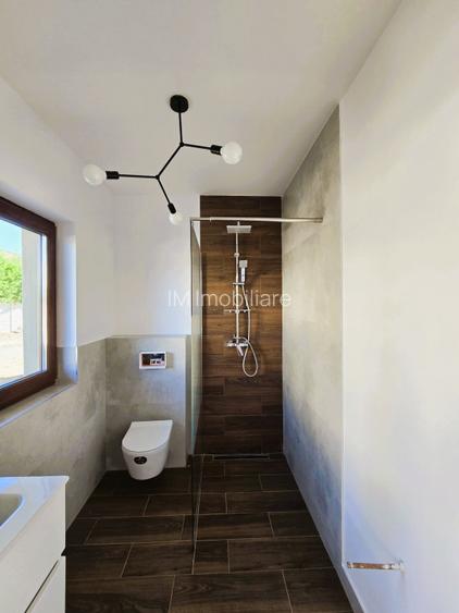 Giroc - Casa de 4 cam - Su110mp - Curte 40mp - 2 locuri de parcare - 4