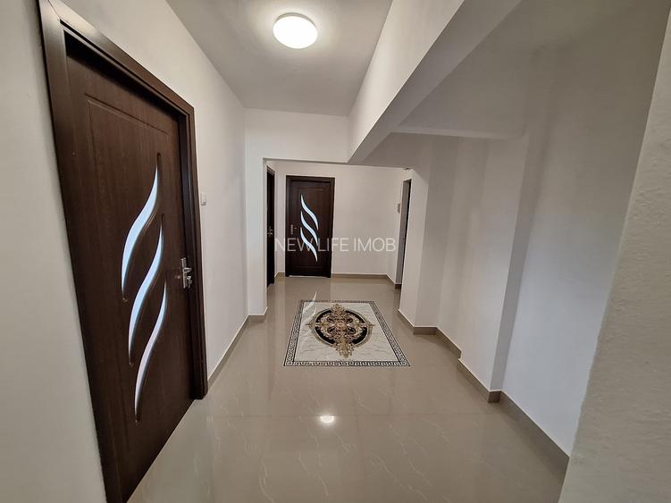 Abator/ gara / 3 camere cu centrala gaze - 8