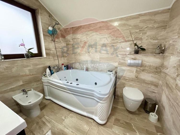 Casa/Vilă cu 4 camere de vânzare in Santandrei - 14