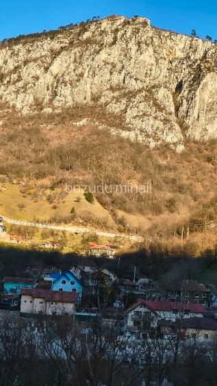 Închiriez in scop turistic sau pe termen lung apartament 2 camere, bucătărie și  - 7
