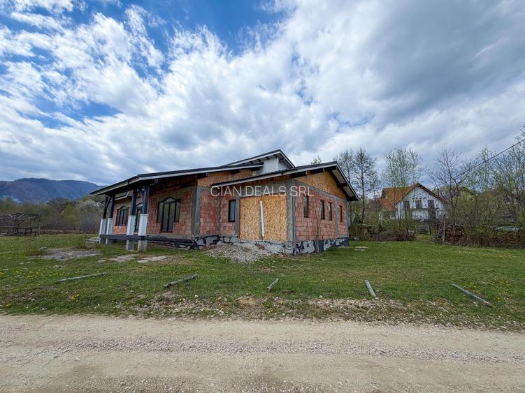 Casa Vanzare Bran Teren 1077 MP - 4