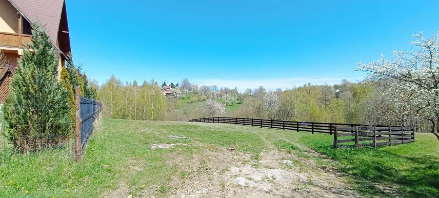 Teren intravilan cu priveliste frumoasa-Predelut - 10
