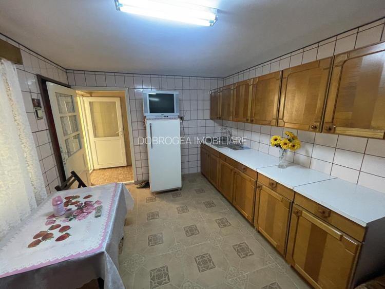 ZONA CENTRALA-CASA 4 CAMERE SUPRAFATA UTILA 89 MP. panouri fotovoltaice - 14