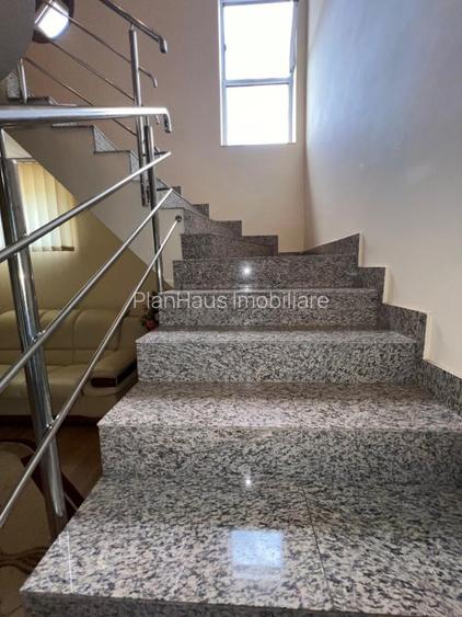 Casă Tăutii de Sus ,la drum principal pozitie excelentă ,462 mp teren - 15