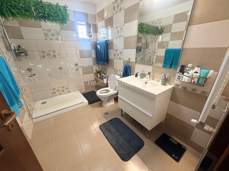 Casa P+1+Pod mansardabil. 4 cam. 1.2 km Fata de metrou - 12