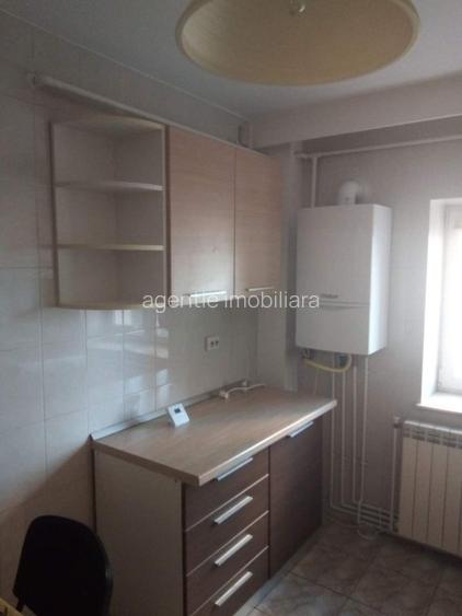 Bulevardul mamaia -spitalul militar 3camere centrala - 5