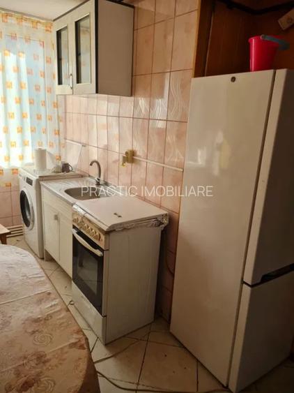 Apartament cu 3 camere in Micro 19 - 6