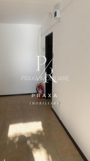 Spatiu comercial de inchiriat cu vedere la strada! - 3