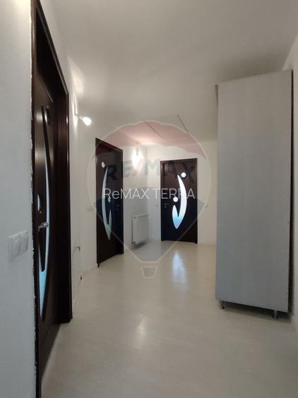 COMISION ZERO Casa spatioasa în Sasar cu curte și garaj - 10