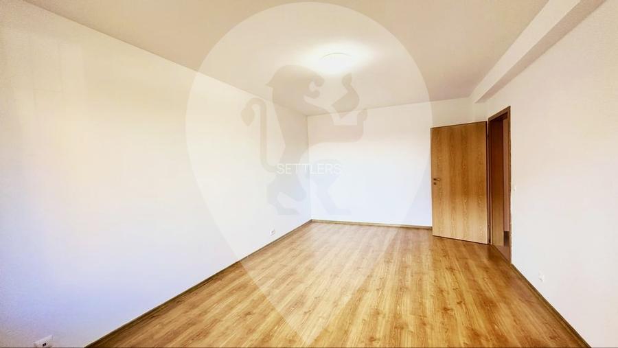 Apartament 2 camere cu loc de parcare Tractorul / Casa Nobel /  Coresi Mal  - 2