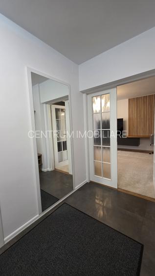 Bulevardul Unirii Fantani - Piata Constitutiei - 19