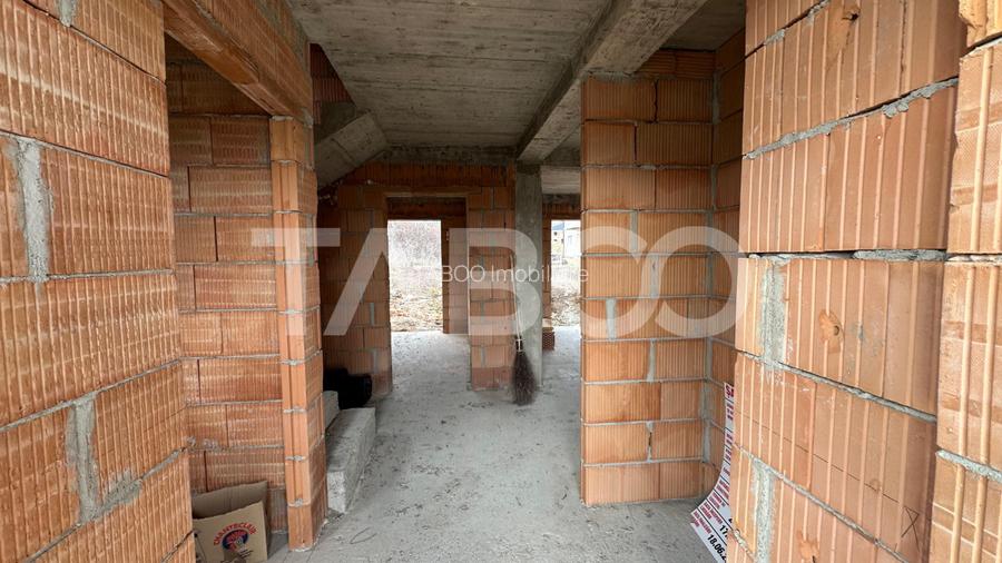 Casa individuala 5 camere curte 500 mpu 127 mpu de vanzare Selimbar - 8