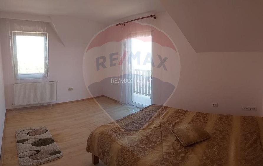 Casă cu mansardă cu 5 camere de vânzare în zonă metropolitană Paleu - 12