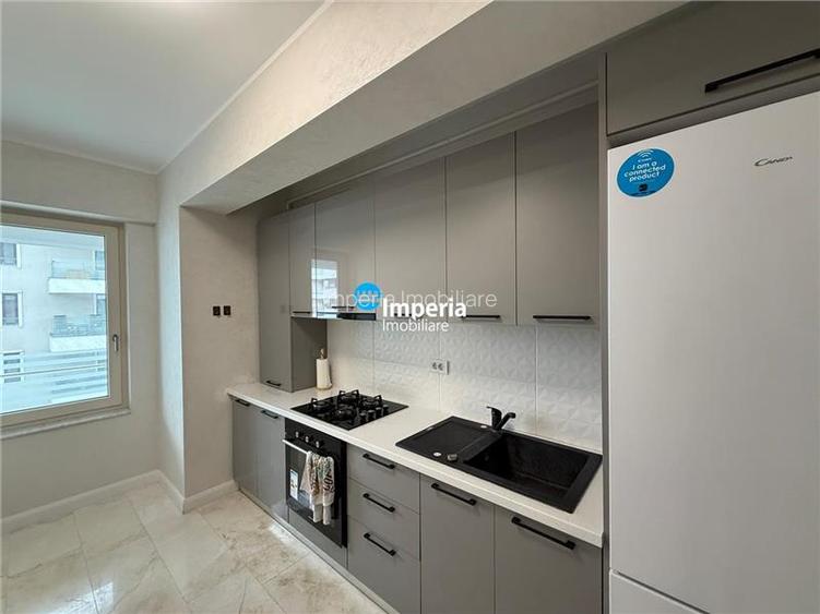 Apartament 2 camere, decomandat, de inchiriat, Copou complex Royal - 3