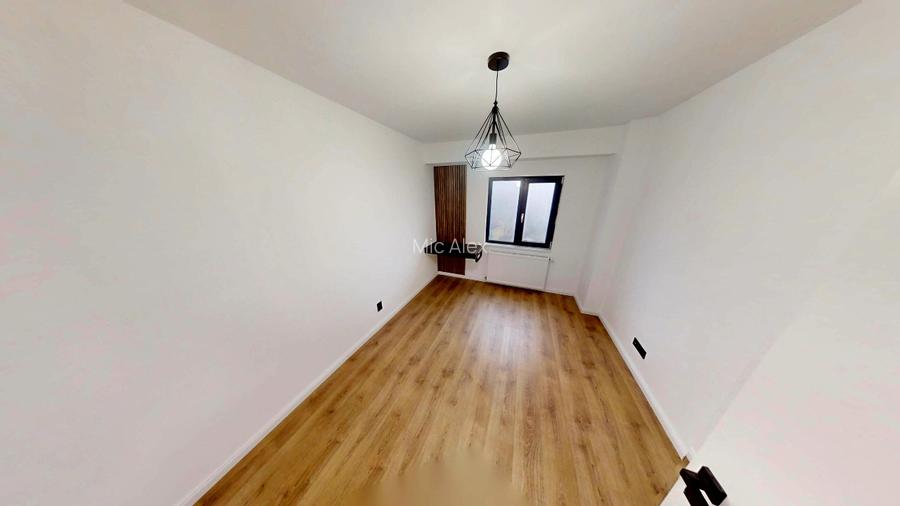 Apartament recent renovat-Ultrafinisat-110mp-4 camere - 9
