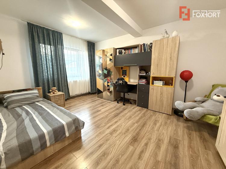 COMISION 0% Duplex cu 4 camere, 2 bai + mansarda de 42 mp, in cartier Europa - 9