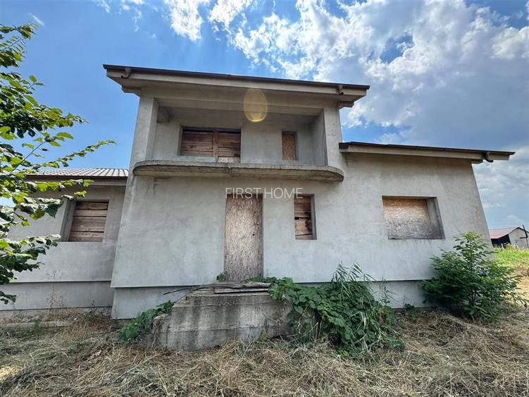 Casa P+1 la rosu (caramida) de vanzare in Golesti - 4