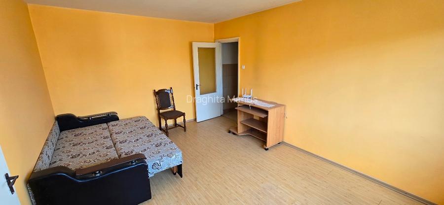 Vânzare apartament 2 camere et2 semidecomandat vis a vis de Carrefour - 4