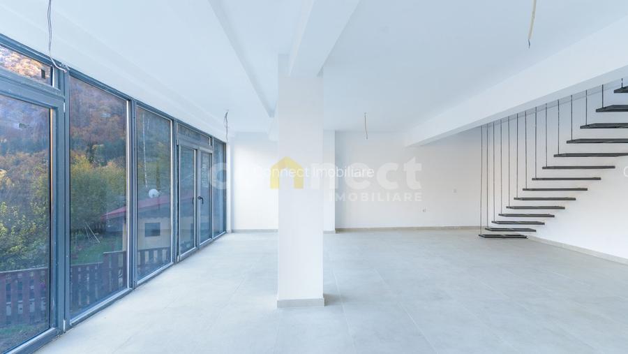 Proprietate specială de 94mp de vânzare - 2