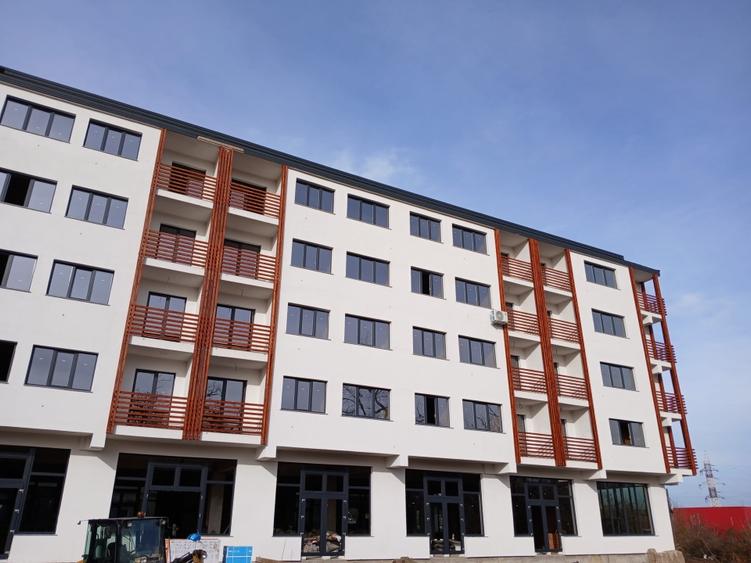 Vând/ închiriez spații comerciale 70-1400mp!