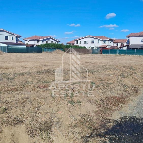 Teren - zona Toscana Residence