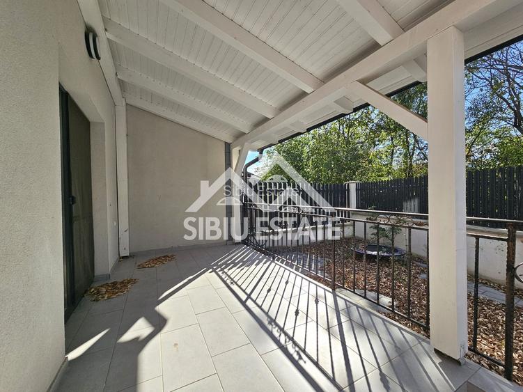 Casa de inchiriat 4 camere, 2 bai - 6