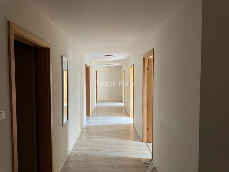 Complex-Lunei,la 5 min.de Prefectu;,10 camere,cas multifuncțional - 15