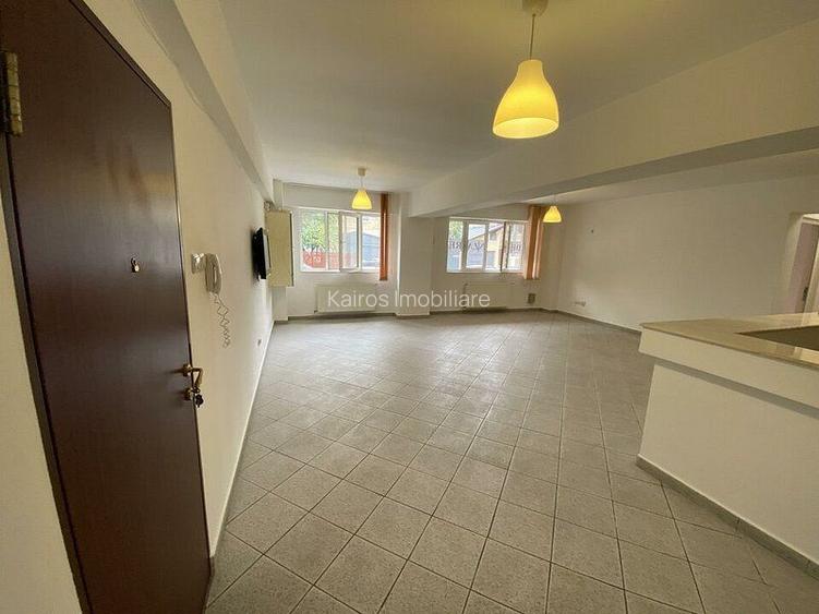 Apartament 82 metri /Spatiu comercial - 4