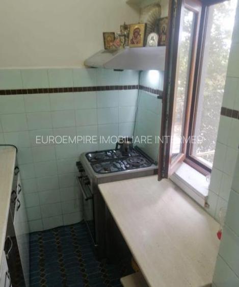 Garsoniera decomandata, CET - 3