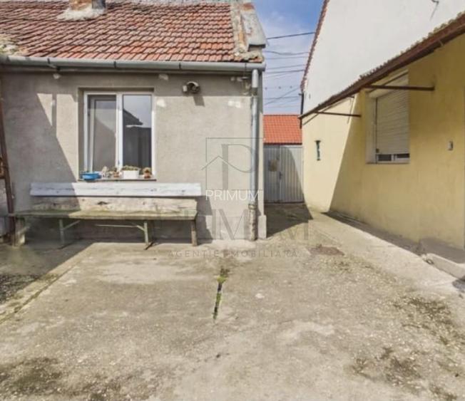 DAMBOVITA, 2 CASE INDIVIDUALE IN ACEEASI CURTE 3+2 CAMERE SI GARAJ - 16
