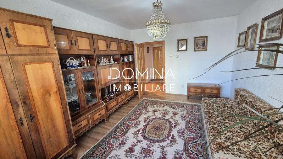 Vânzare apartament 2 camere, et.1, zona Liceului Pedagogic, strada N. Titulescu - 3